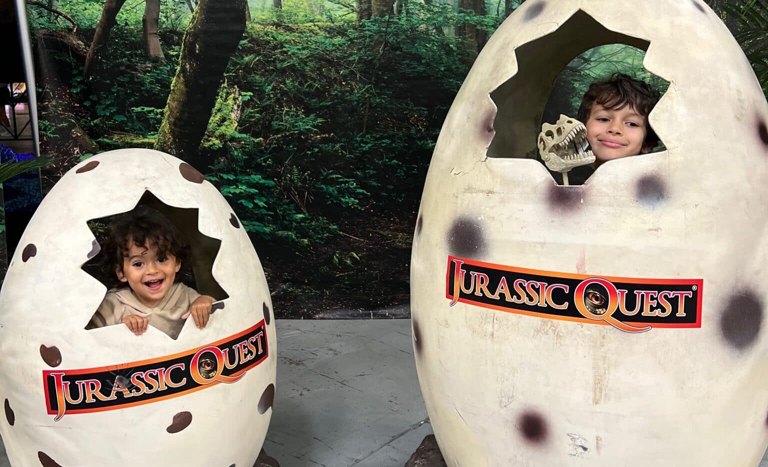 jurassic quest 2023 schedule