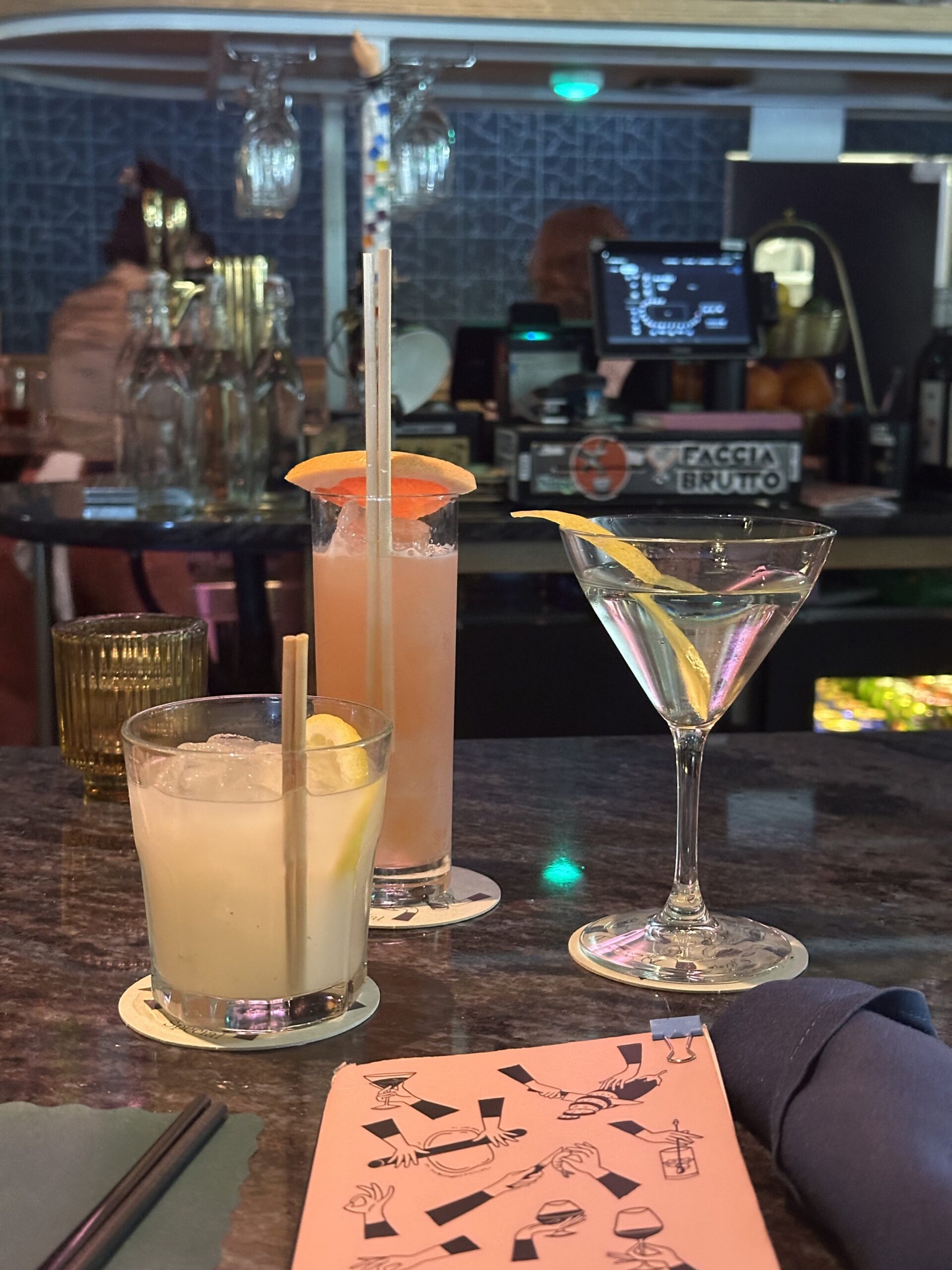 happy hour downtown chicago